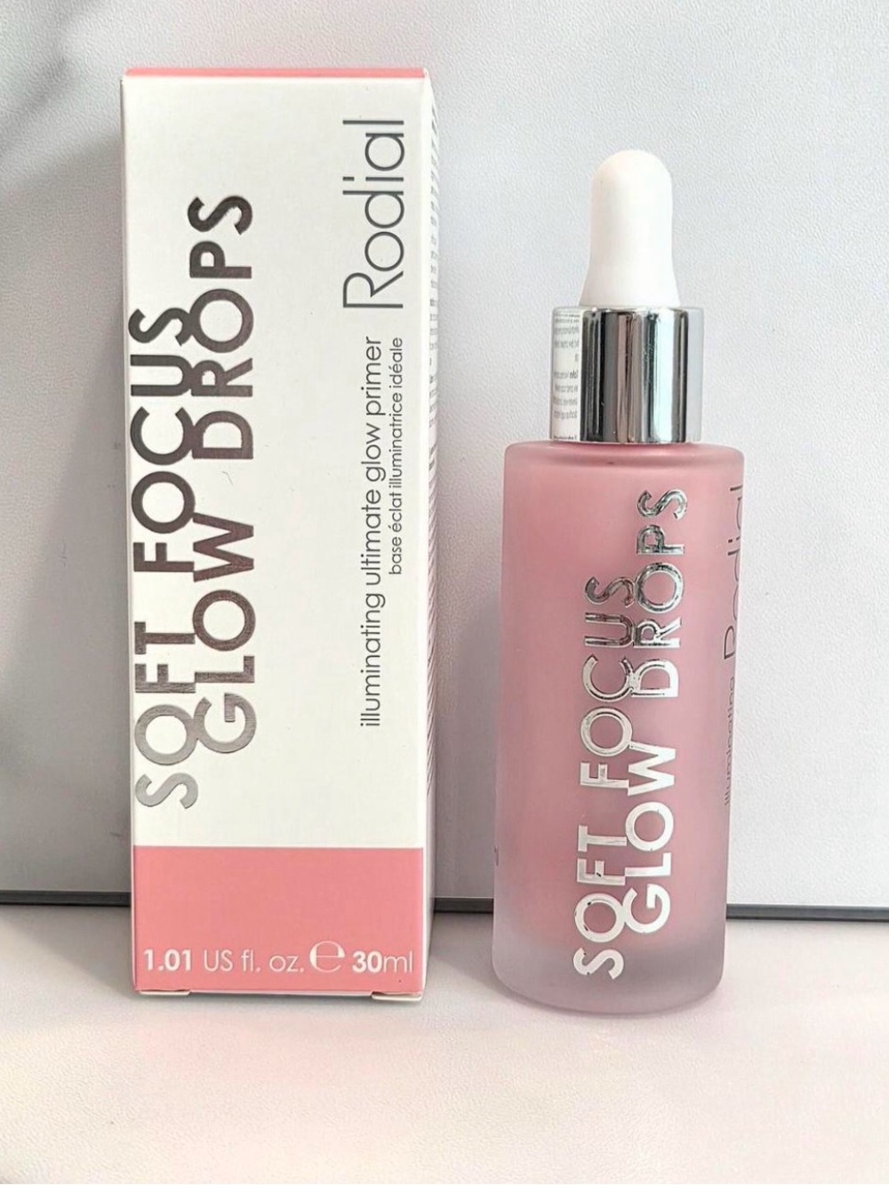 NWT- Rodial Soft Focus Glow Drops Illuminating Primer 30ml (New in Box)